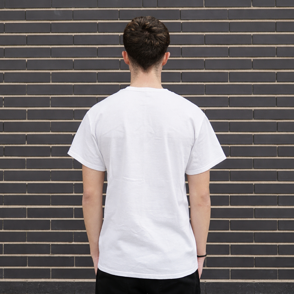 DYSTRKT Essential Tee White/Grey | Camiseta blanca streetwear premium