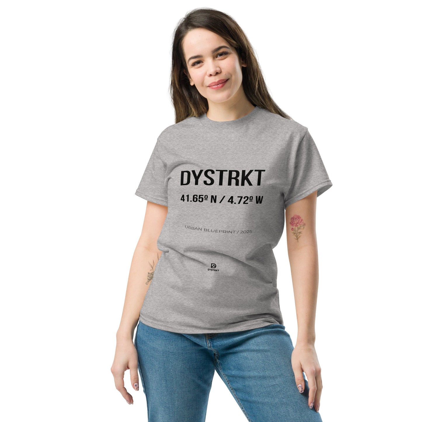 DYSTRKT Blueprint Tee White – Camiseta blanca streetwear premium